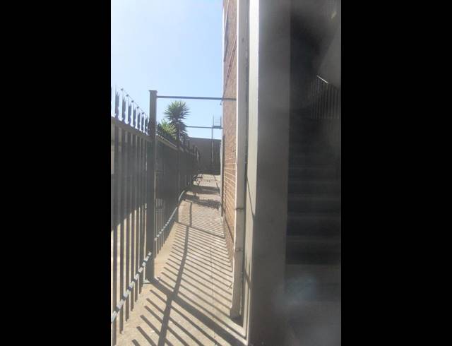 1 BEDROOM PROPERTY TO RENT IN DINWIDDIE